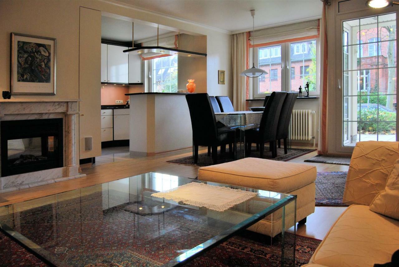 Stresemannstrasse 3 *